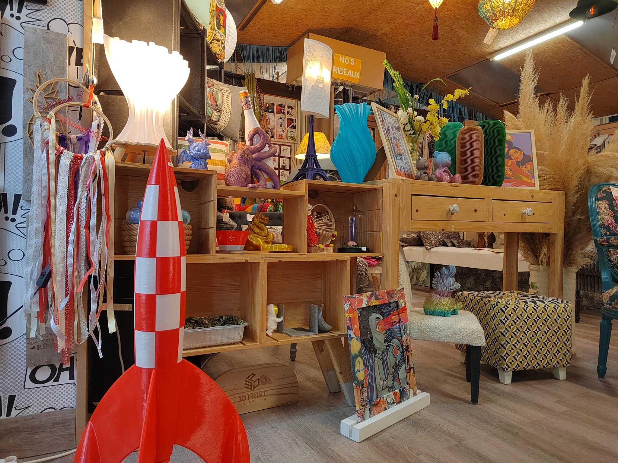 Stand de créations Corsica 3D Print avec objets imprimés en 3D